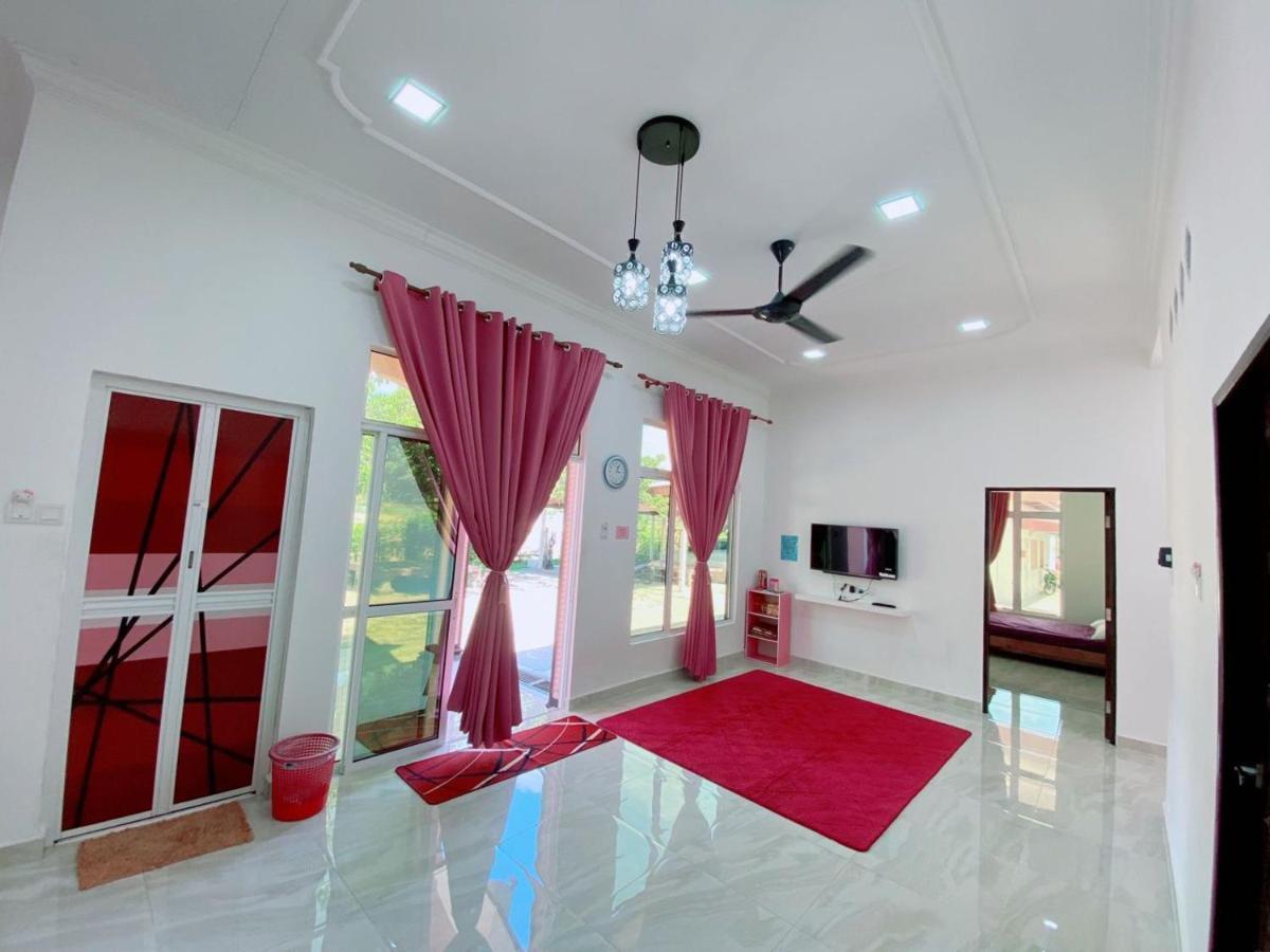 Hellokitty House - Unit 1 Villa Kuala Terengganu Kültér fotó