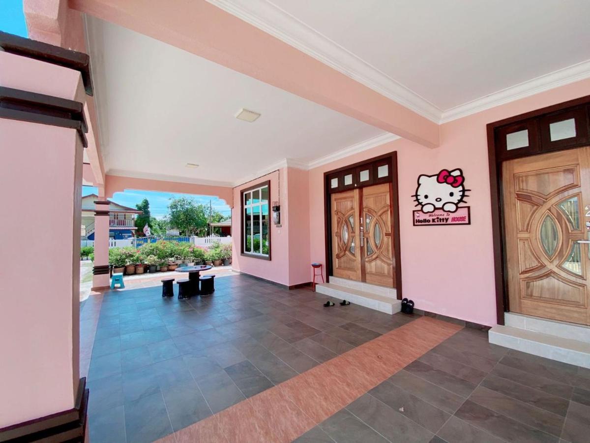 Hellokitty House - Unit 1 Villa Kuala Terengganu Kültér fotó
