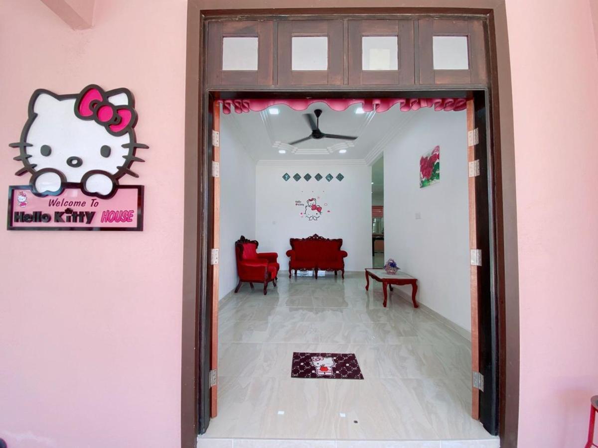 Hellokitty House - Unit 1 Villa Kuala Terengganu Kültér fotó