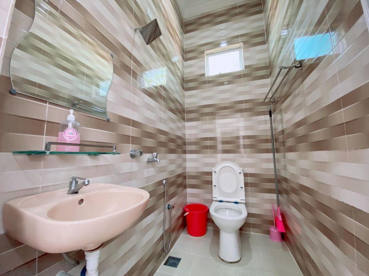 Hellokitty House - Unit 1 Villa Kuala Terengganu Kültér fotó