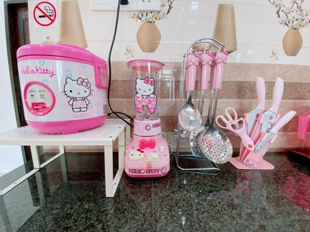 Hellokitty House - Unit 1 Villa Kuala Terengganu Kültér fotó