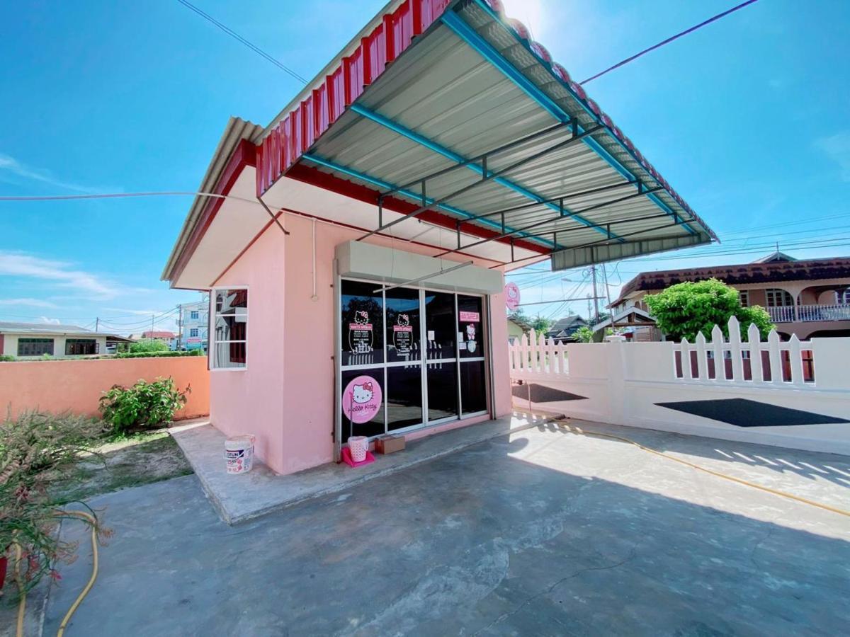 Hellokitty House - Unit 1 Villa Kuala Terengganu Kültér fotó