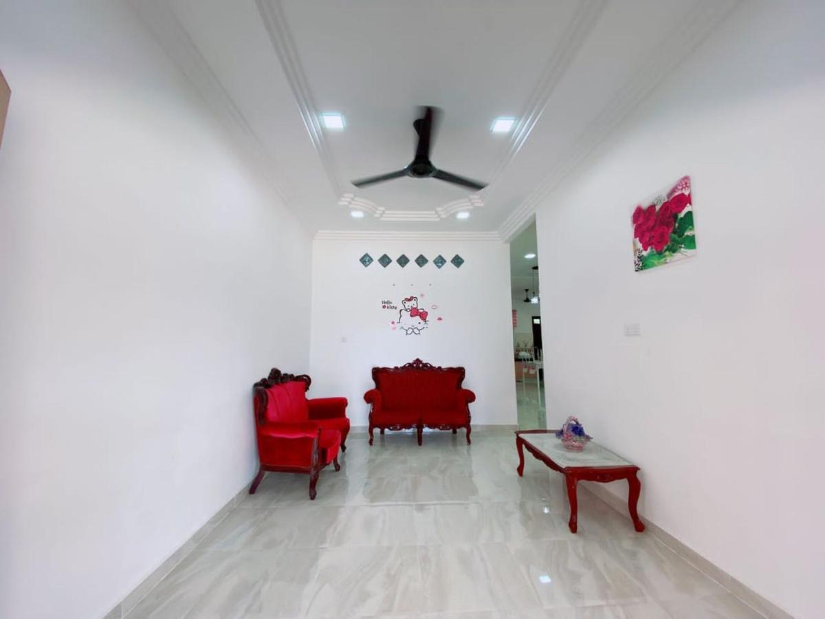 Hellokitty House - Unit 1 Villa Kuala Terengganu Kültér fotó